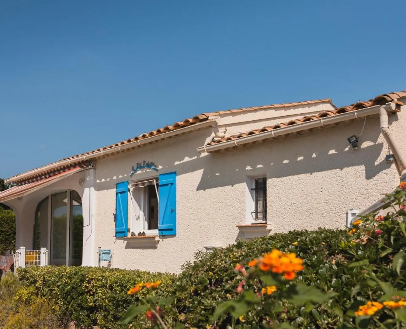 גרימו Villa 130M2, Near St-Tropez, Direct Beach Access 0*,
